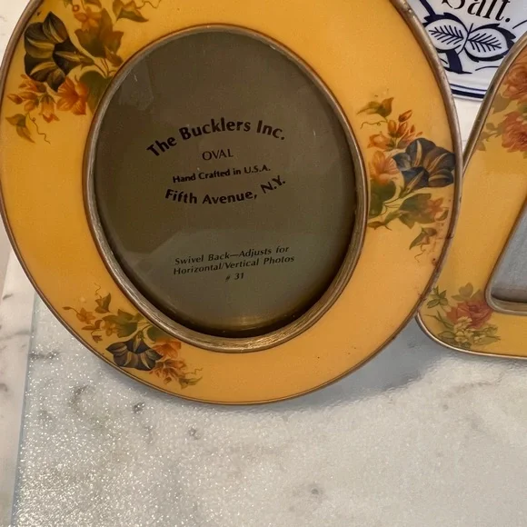 Vintage Floral  Picture Frame Set - Picture 3 of 4